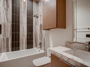 6412 Lantern View DR, Jonestown TX 78645