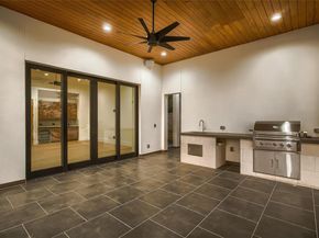 6412 Lantern View DR, Jonestown TX 78645