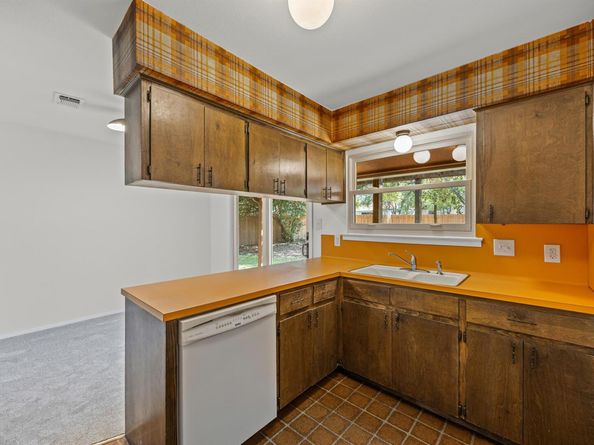 1107 Dunstan DR, Austin TX 78745