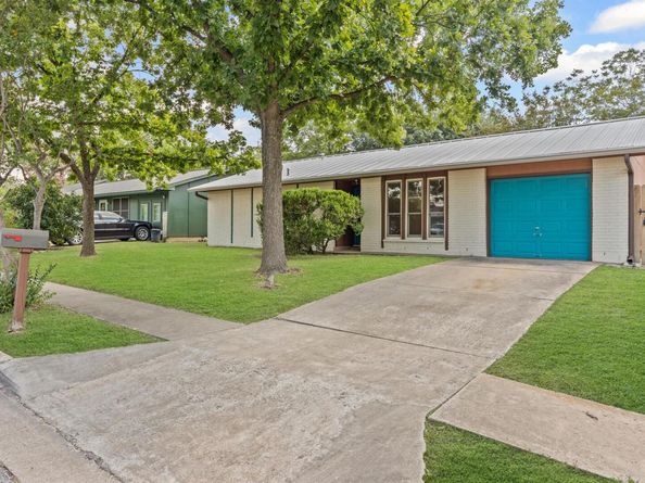 1107 Dunstan DR, Austin TX 78745