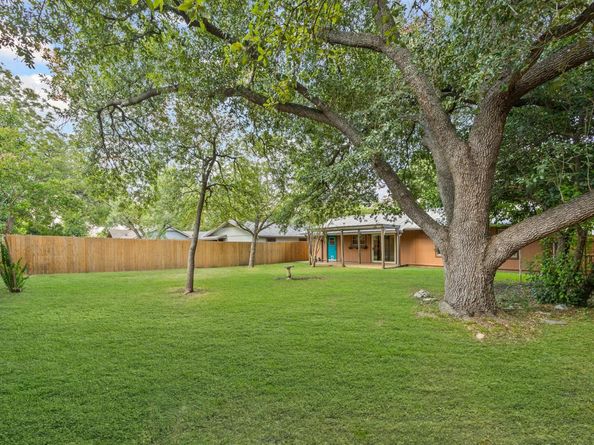 1107 Dunstan DR, Austin TX 78745
