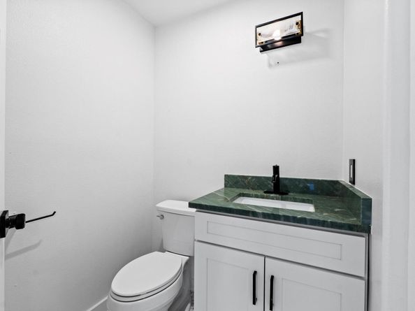 2702 S 2nd ST 1 & 2, Austin TX 78704