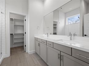 8414 Bowling Green DR 3, Austin TX 78757