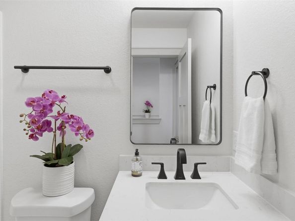 11625 Melstone DR, Manor TX 78653