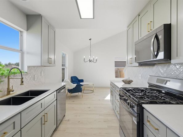 11625 Melstone DR, Manor TX 78653