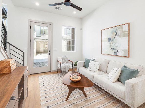 1732 Bunche RD Building 1, Austin TX 78721