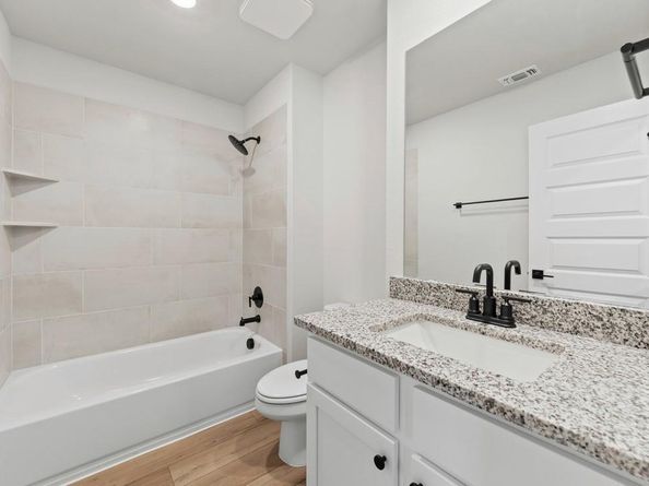9509 Demure DR 4, Manor TX 78653
