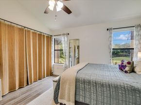 11901 Swearingen DR 4, Austin TX 78758