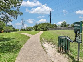 11901 Swearingen DR 4, Austin TX 78758