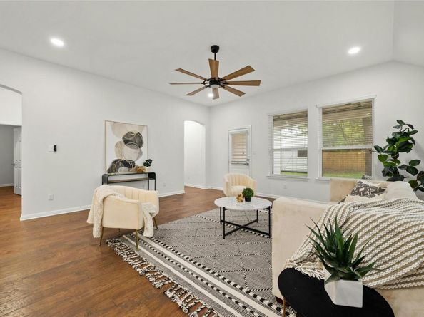 5010 N Fresco DR, Austin TX 78731