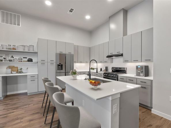 4510 Terry-O LN 141, Austin TX 78745