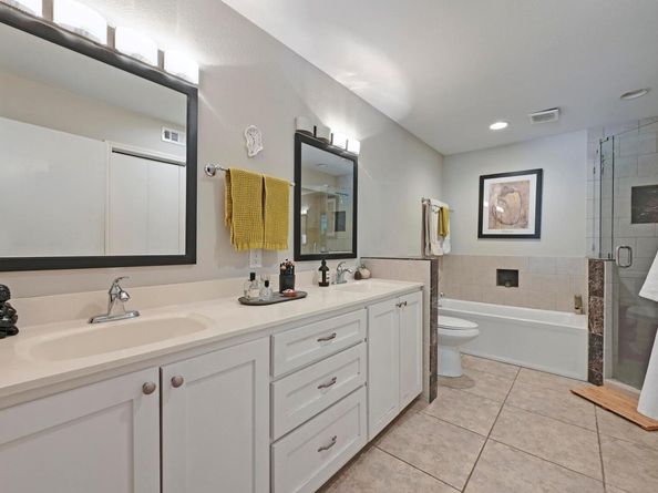 2450 Wickersham LN 304, Austin TX 78741
