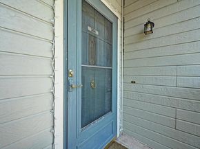 2450 Wickersham LN 304, Austin TX 78741