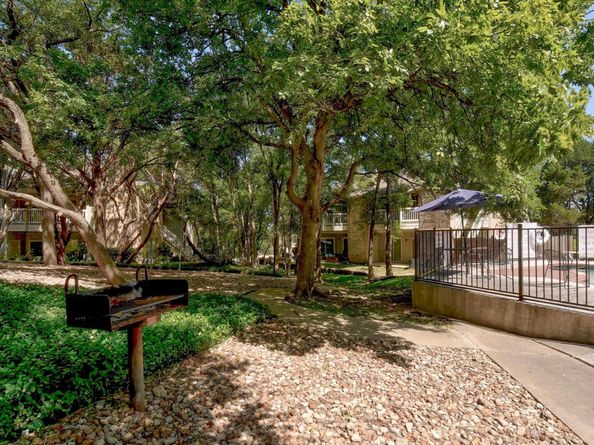 2450 Wickersham LN 304, Austin TX 78741