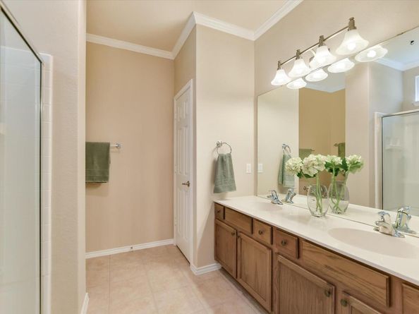 308 Summer RD, Georgetown TX 78633