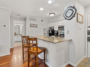 8888 Tallwood DR 1107, Austin TX 78759