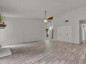 1003 Solano DR 1336AR, Austin TX 78750