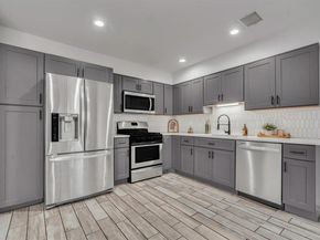 1003 Solano DR 1336AR, Austin TX 78750