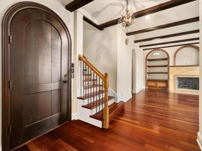 409 Hazeltine DR, Lakeway TX 78734