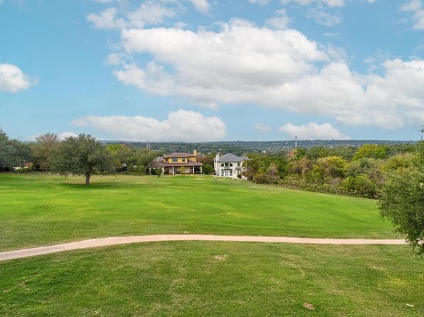 409 Hazeltine DR, Lakeway TX 78734