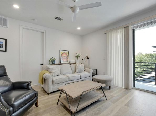 2709 E 5th ST 2305, Austin TX 78702