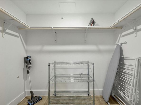 2709 E 5th ST 2305, Austin TX 78702