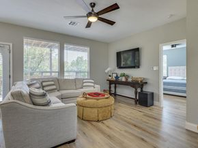 704 Deckhouse DR, Lago Vista TX 78645