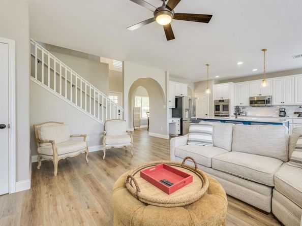 704 Deckhouse DR, Lago Vista TX 78645