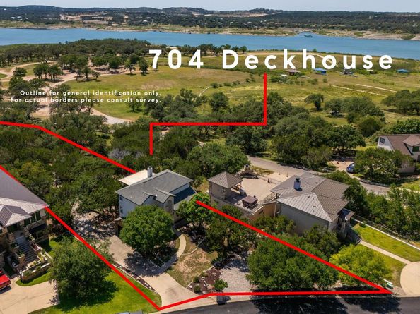 704 Deckhouse DR, Lago Vista TX 78645