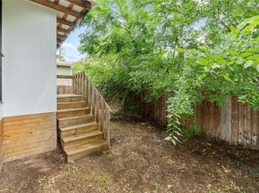 1187 Coleto ST, Austin TX 78702