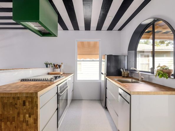 1187 Coleto ST, Austin TX 78702