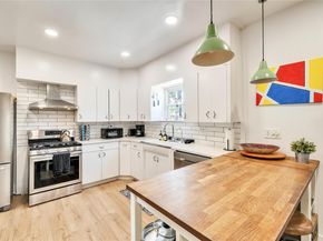 1901 E 10th ST, Austin TX 78702