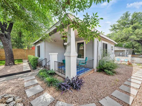 1901 E 10th ST, Austin TX 78702