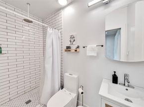 1901 E 10th ST, Austin TX 78702