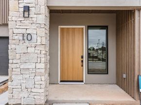 9803 Ribelin Ranch CT 10, Austin TX 78750