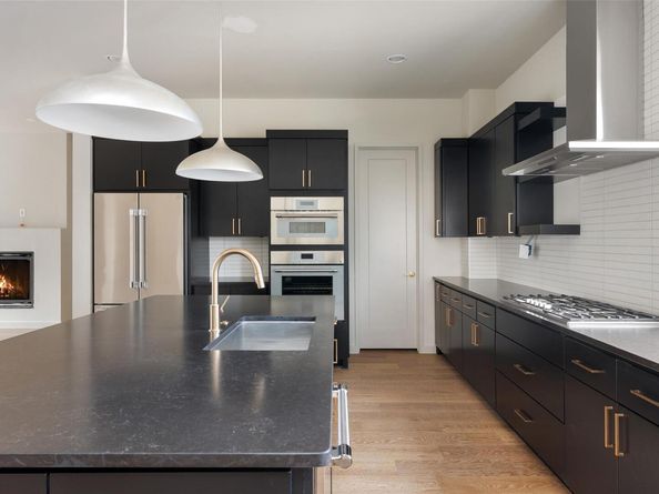 9803 Ribelin Ranch CT 10, Austin TX 78750