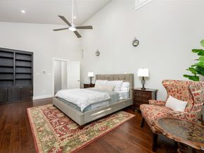 6009 Woodcrest DR, Austin TX 78759