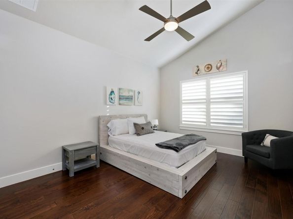 6009 Woodcrest DR, Austin TX 78759