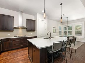 6009 Woodcrest DR, Austin TX 78759