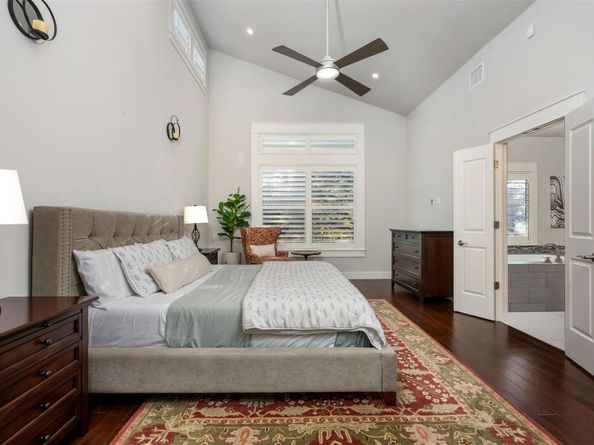 6009 Woodcrest DR, Austin TX 78759