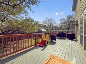 400 Red Hawk DR, Leander TX 78641