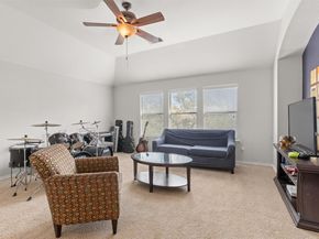 400 Red Hawk DR, Leander TX 78641