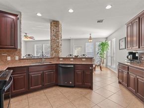 400 Red Hawk DR, Leander TX 78641