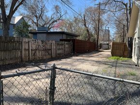 1507 1/2 Holly ST, Austin TX 78702