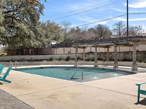 2005 Teagle DR 228C, Austin TX 78741