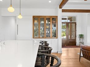 7308 Admirals Park Dr, Jonestown TX 78645