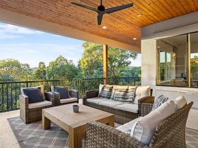 7308 Admirals Park Dr, Jonestown TX 78645