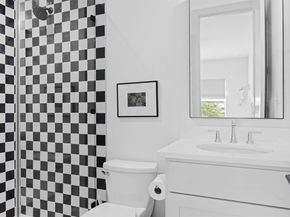 7308 Admirals Park Dr, Jonestown TX 78645