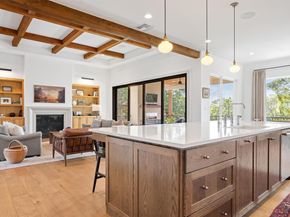 7308 Admirals Park Dr, Jonestown TX 78645