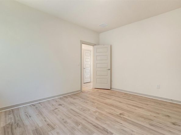 7421 Peggie Nell DR, Austin TX 78724